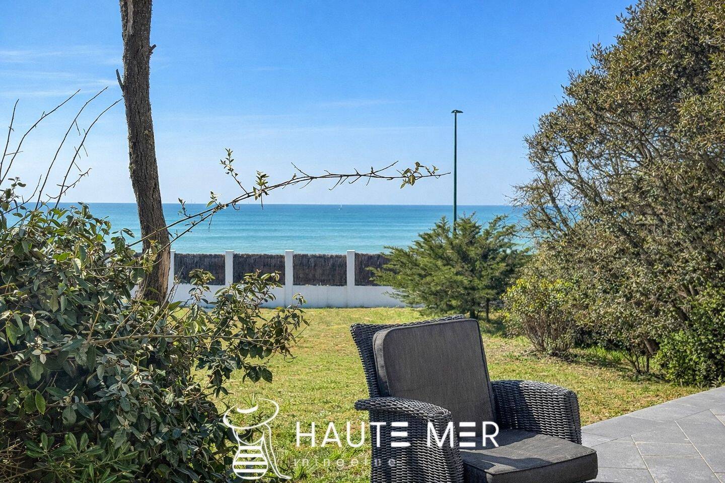 Maison à vendre, 243m², TALMONT SAINT HILAIRE