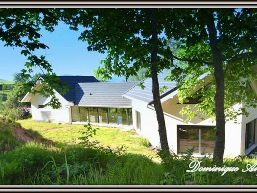Maison à vendre - Première occupation 798 000 € 6 pièces 3 chambres 255 m² 3 072 m² de terrain Labaroche 68910