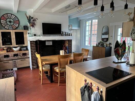 Maison à vendre 397 000 € 4 pièces 2 chambres 127 m² 1 880 m² de terrain Petit-Caux 76370