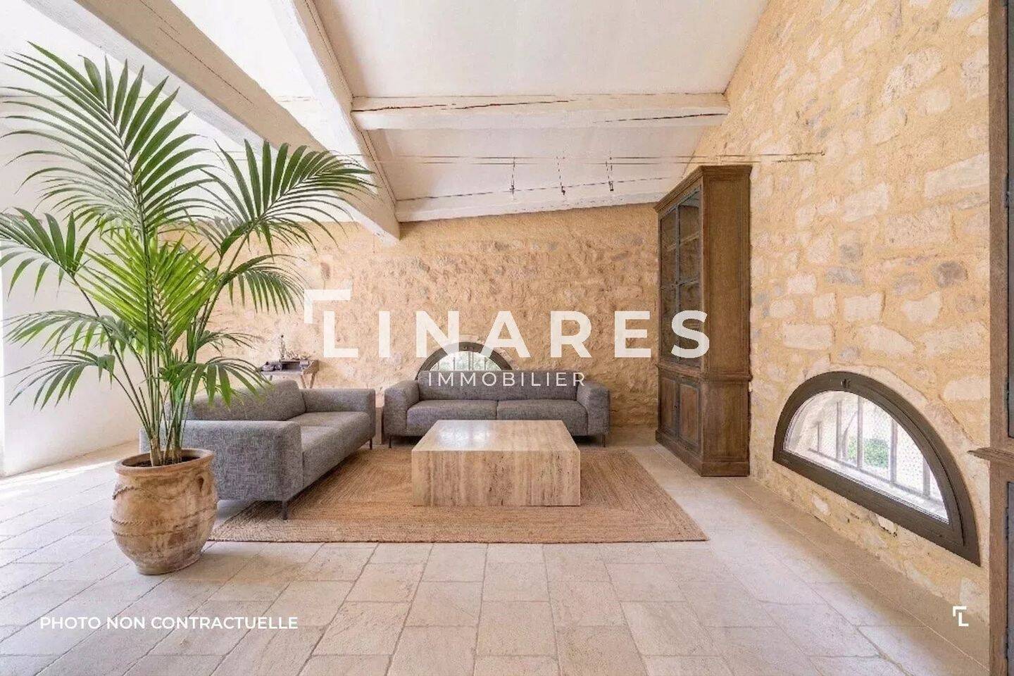 Maison à vendre, 210m², MAUSSANE LES ALPILLES