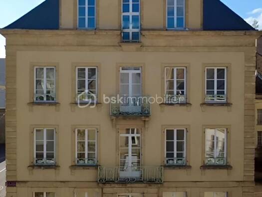 Immeuble à vendre 286 000 € 300 m² Centre Sedan 08200