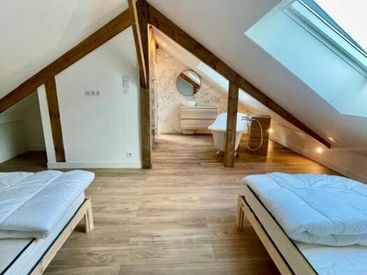 Studio à louer 700 € 1 pièce 1 chambre 15 m² RDC Nord Les Sorinières 44840