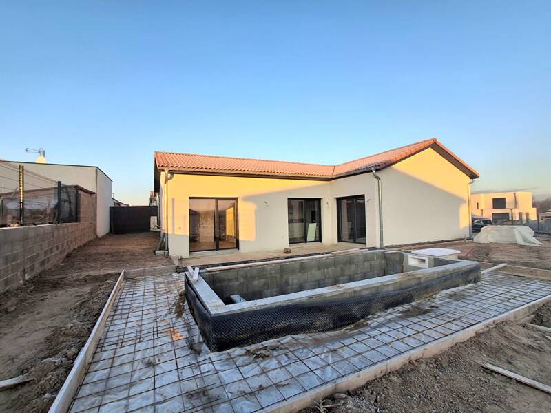 Maison à louer, 109m², FEURS