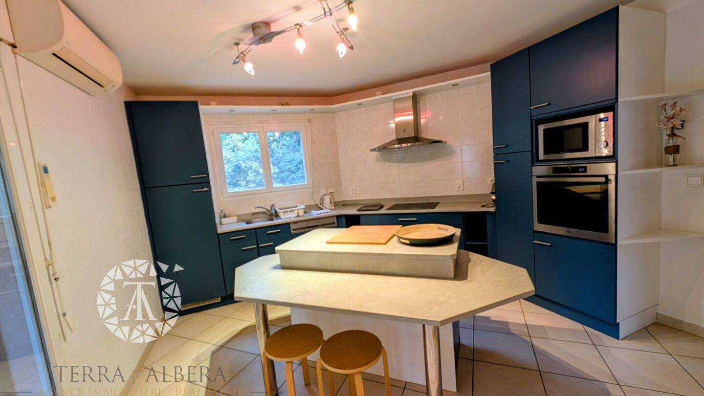 Maison à vendre, 142m², LAROQUE DES ALBERES