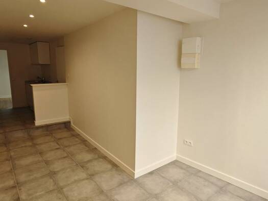 Appartement à louer 550 € 2 pièces 1 chambre 30,9 m² RDC Bords de Seine Meulan-en-Yvelines 78250