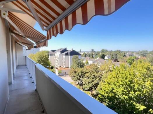 Appartement à vendre 192 700 € 4 pièces 2 chambres 68 m² Étage 5/7 Collectif Saint-Cyr-sur-Loire 37540