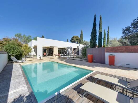 Villa à vendre 650 000 € 6 pièces 4 chambres 195 m² 900 m² de terrain Pierre Droite Saint-Estève 66240