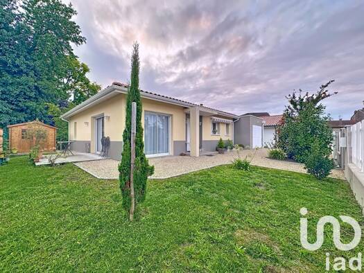 Maison à vendre 249 900 € 5 pièces 3 chambres 106 m² 341 m² de terrain Hagetmau 40700