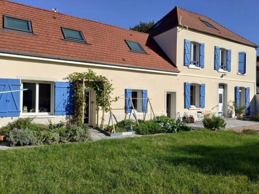 Maison à vendre 380 000 € 10 pièces 6 chambres 200 m² 472 m² de terrain Sainte-Geneviève-Lès-Gasny 27620