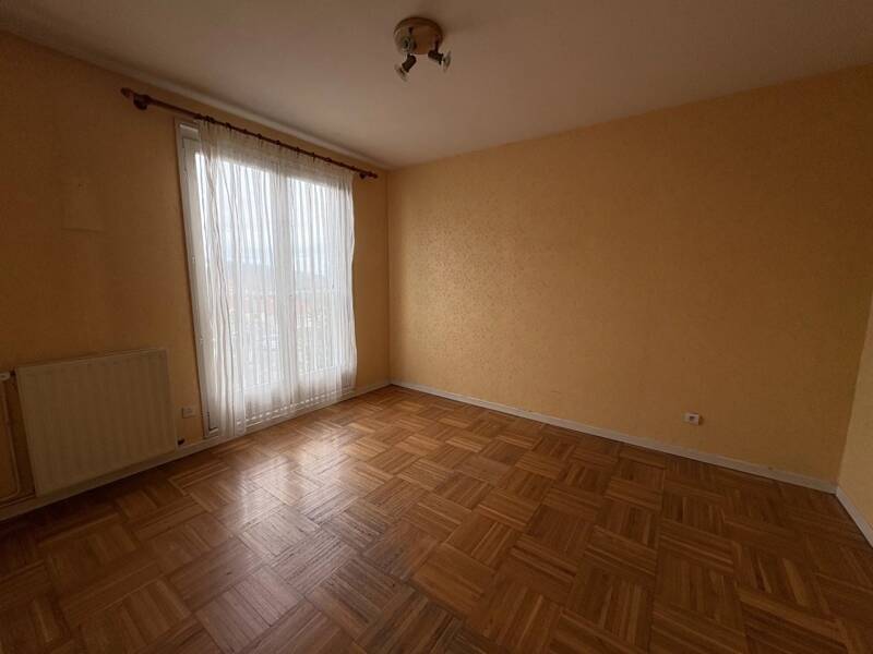 Maison à vendre, 101m², SAINT JEAN BONNEFONDS