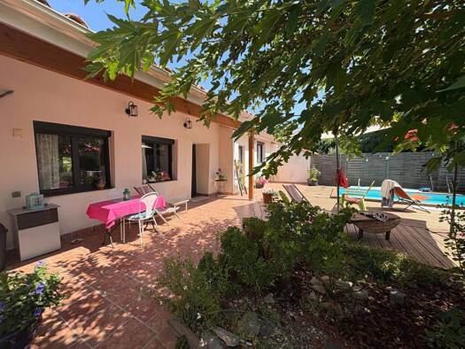 Maison à vendre 232 000 € 4 pièces 3 chambres 100 m² 355 m² de terrain Issel 11400