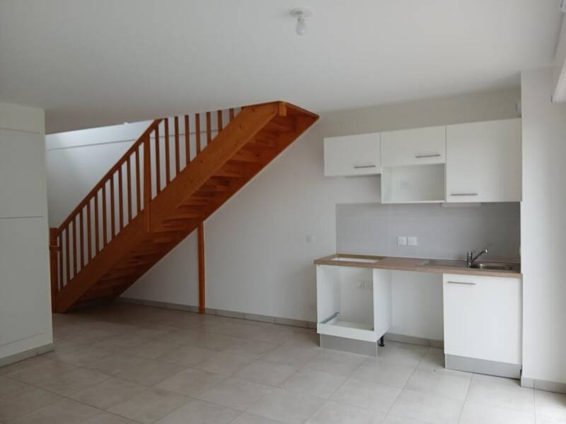 Maison à louer, 68m², LEOGNAN