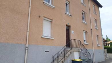 Appartement à louer 487 € 3 pièces 2 chambres 80 m² 2ème étage Peripherie La Ricamarie 42150
