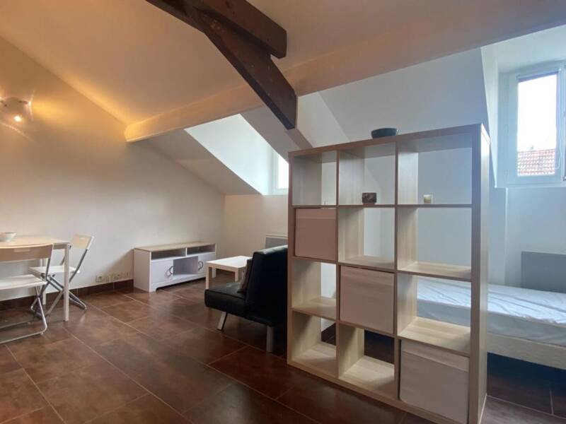 Maison à louer, 22m², SAINT MAUR DES FOSSES