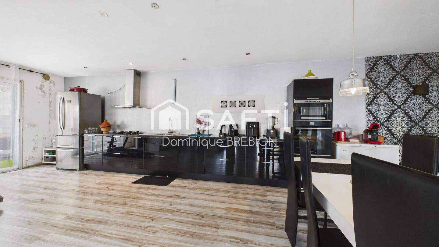 Maison à vendre, 212m², BEZIERS