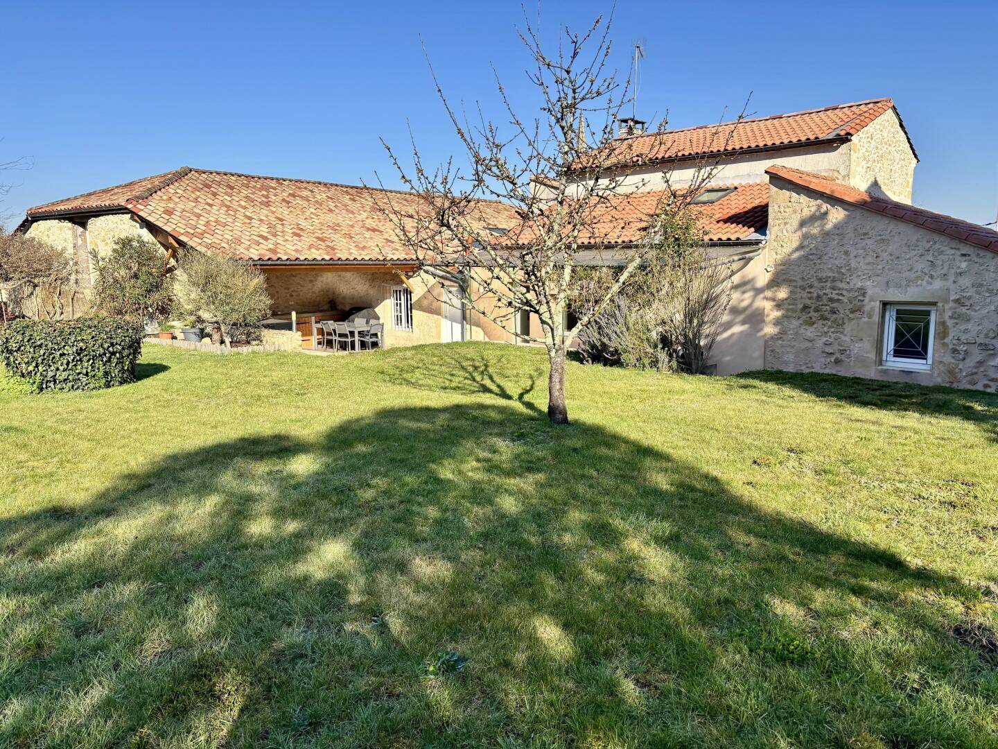Maison à vendre, 220m², SAINT PIERRE DE MONS
