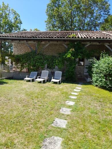 Maison à vendre 289 500 € 6 pièces 4 chambres 117 m² 400 m² de terrain Rouffignac-de-Sigoulès 24240