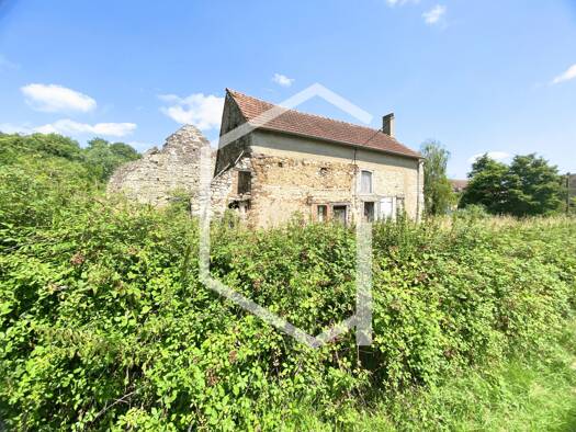 Maison à vendre 40 000 € 2 pièces 1 chambre 280 m² Savigny en Sancerre 18240