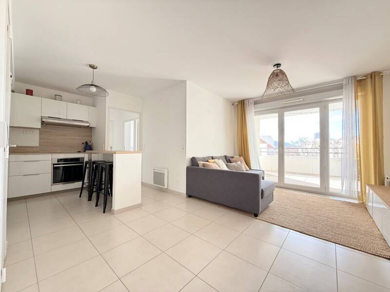 Maison à louer, 56m², MARSEILLE 8E