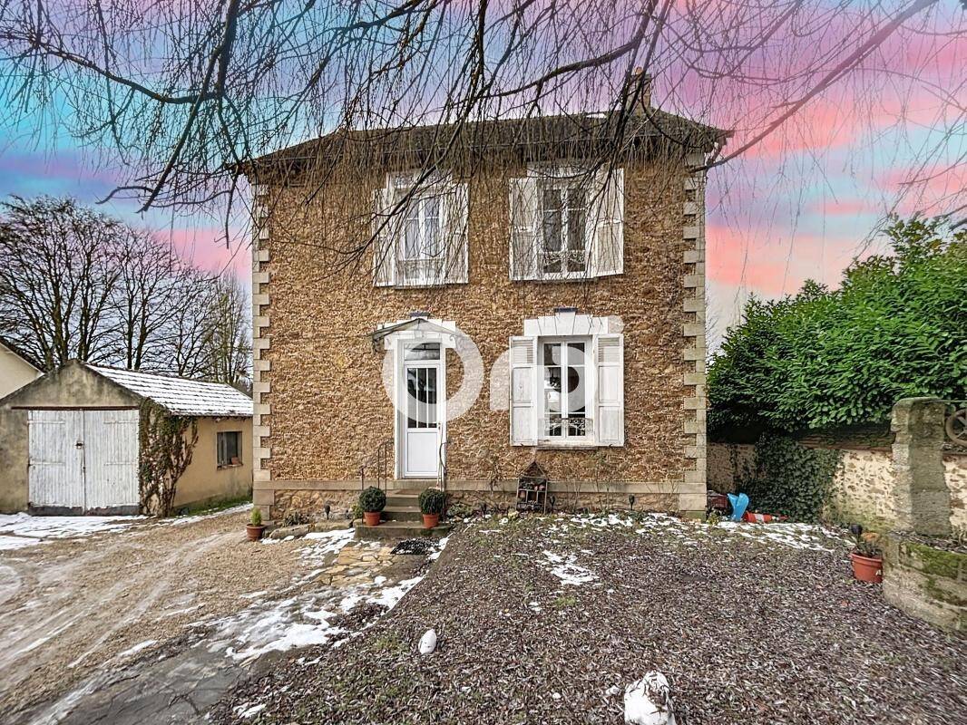 Maison à vendre, 121m², SAINT SAUVEUR SUR ECOLE