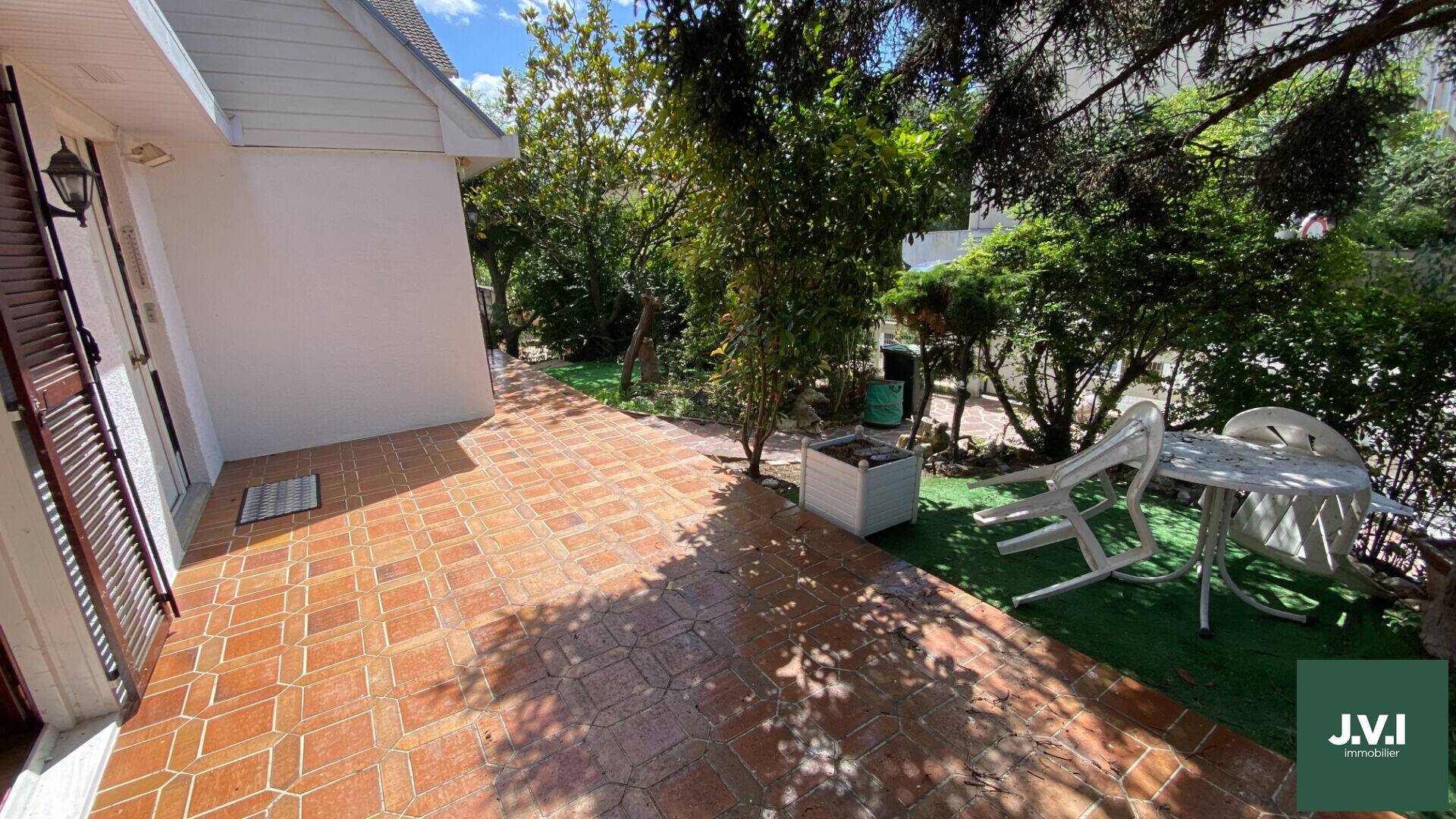 Maison à vendre, 167m², DEUIL LA BARRE