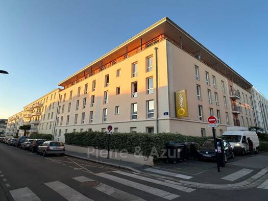 Appartement à vendre 85 300 € 1 pièce 17,65 m² Étage 2/4 Saint Augustin - Tauzin - Alphonse Dupeux Bordeaux 33000