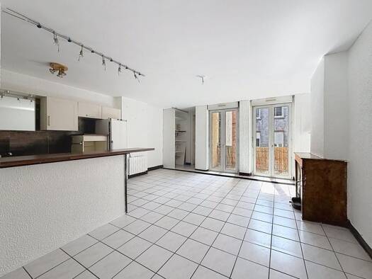 Appartement à vendre 79 000 € 3 pièces 2 chambres 64,89 m² 2ème étage Saint Jacques-Chavanelle Saint-Étienne 42000