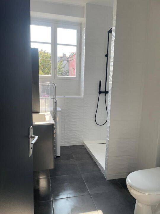 Maison à louer, 55m², CALUIRE ET CUIRE