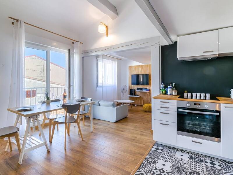 Maison à louer, 31m², MARSEILLE 5E