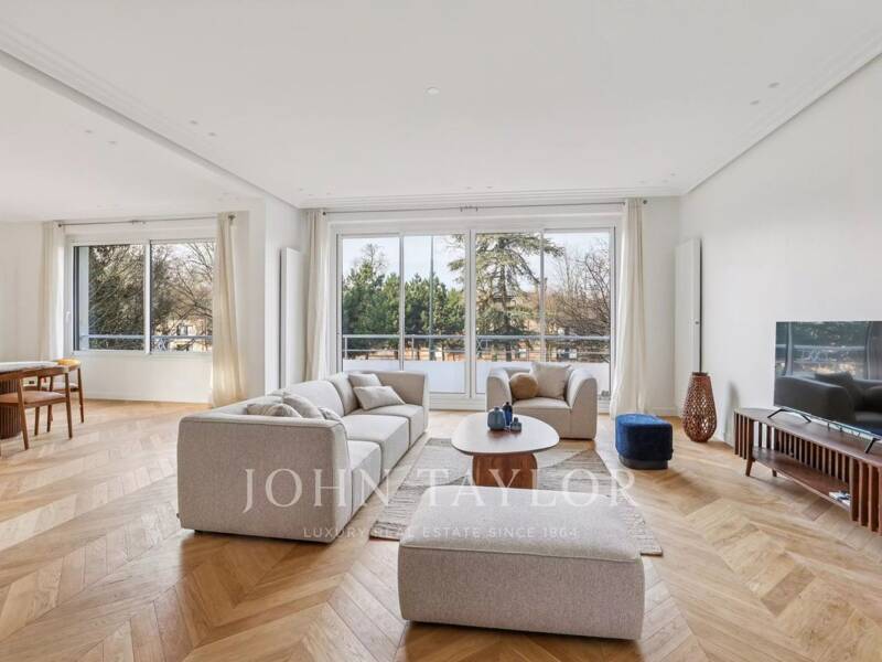 Maison à louer, 164m², PARIS 16E