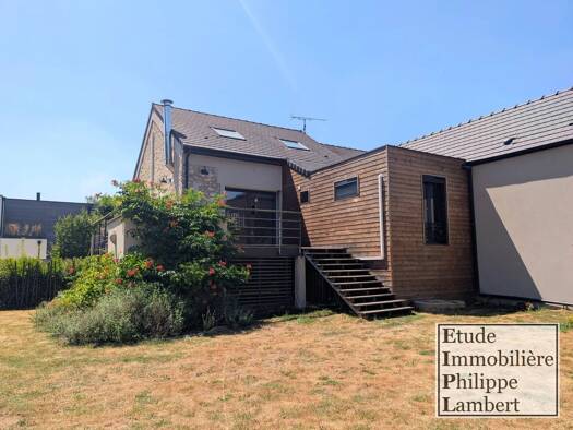 Maison à vendre 745 000 € 6 pièces 5 chambres 126,14 m² 2 373 m² de terrain Bois-le-Roi 77590