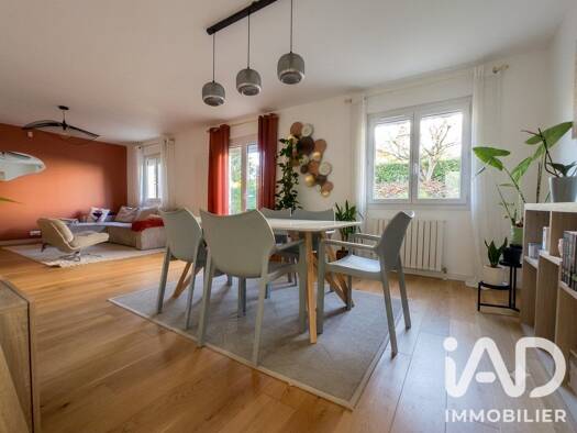 Maison à vendre 270 000 € 5 pièces 4 chambres 104 m² 297 m² de terrain Allet Bourg-lès-Valence 26500