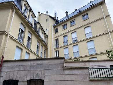 Appartement à louer 514 € 1 pièce 16 m² Dernier étage, Étage 5/5 Rouen 76000