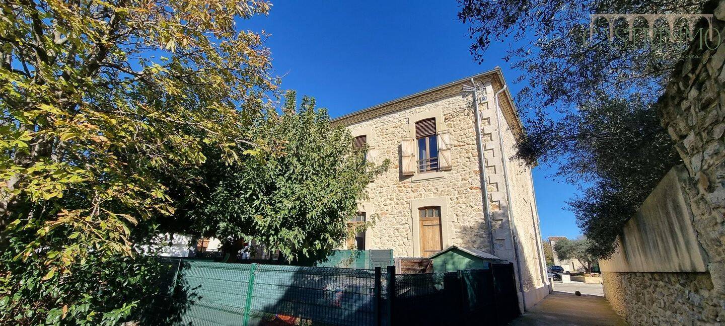 Maison à louer, 35m², GALLARGUES LE MONTUEUX