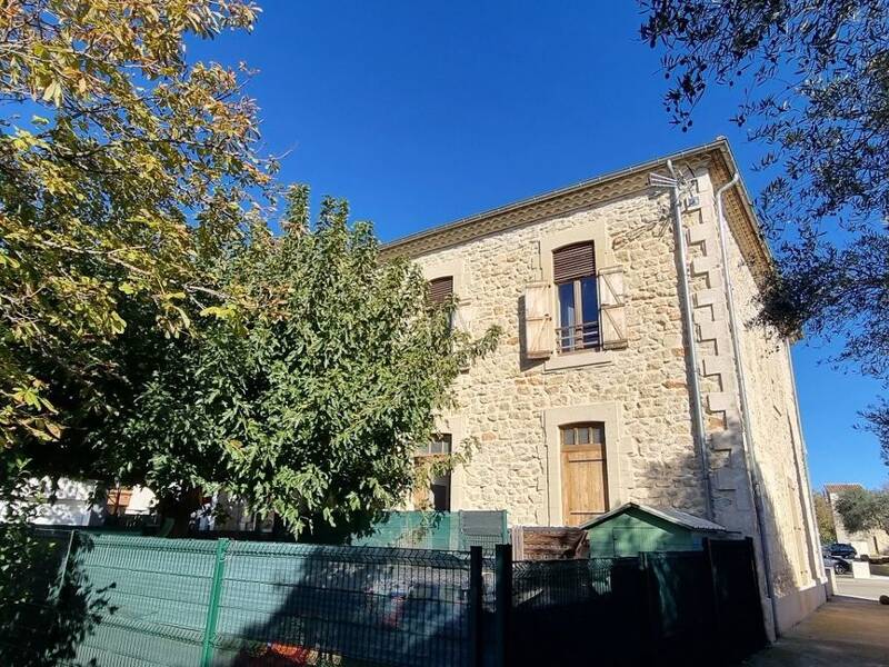 Maison à louer, 35m², GALLARGUES LE MONTUEUX