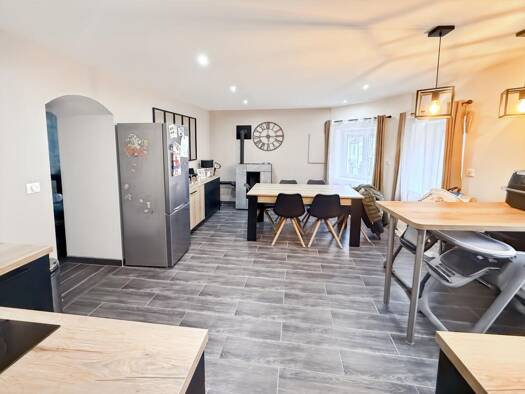 Maison à vendre 139 900 € 4 pièces 3 chambres 93,3 m² 87 m² de terrain La Grandville 08700