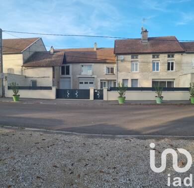 Maison à vendre 225 000 € 9 pièces 5 chambres 250 m² 1 223 m² de terrain Vaux sous Aubigny 52190