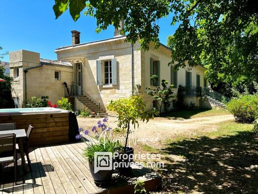 Maison à vendre 595 000 € 9 pièces 6 chambres 230 m² 4 935 m² de terrain Charruauds le Pintey Libourne 33500
