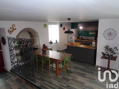 Maison à vendre 230 000 € 3 pièces 2 chambres 120 m² 440 m² de terrain Plouégat-Moysan 29650
