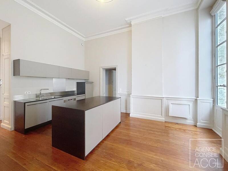 Maison à louer, 117m², BORDEAUX