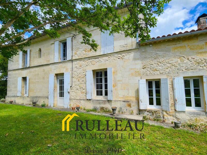 Maison à vendre, 201m², SALIGNAC