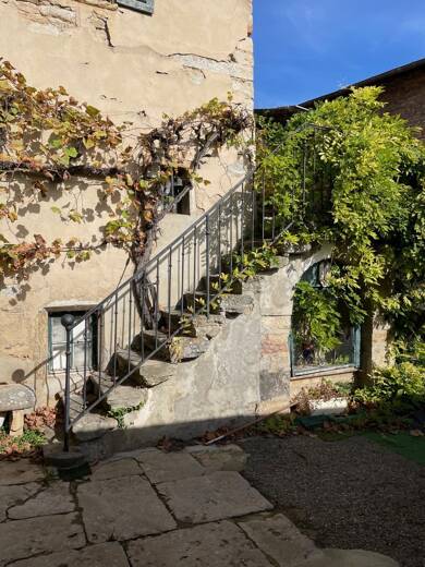 Ferme à vendre 1 350 000 € 14 pièces 5 chambres 636 m² 1 344 m² de terrain Centre et Nord Ouest Saint-Didier-Au-Mont-d'Or 69370