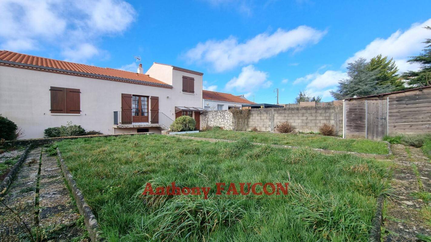 Maison à vendre, 117m², LA ROCHE SUR YON