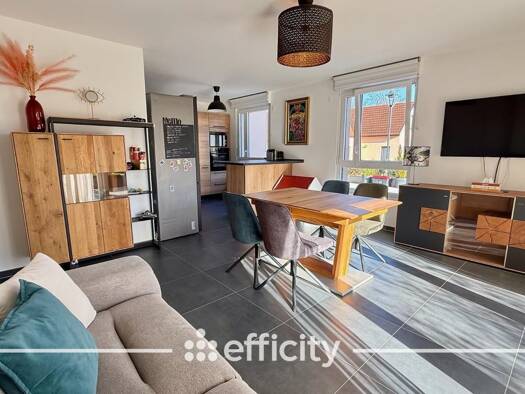Appartement à vendre 300 000 € 4 pièces 3 chambres 81 m² RDC/2 Nord Barr 67140