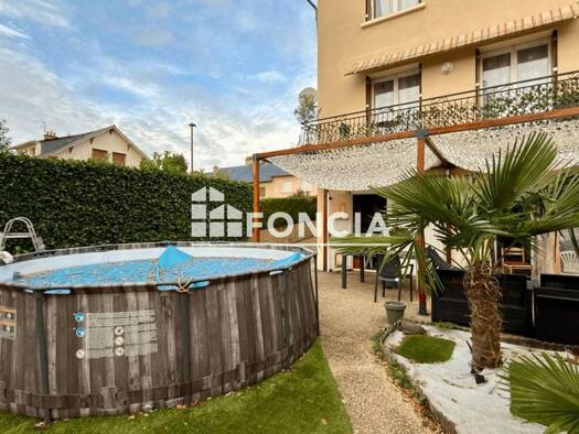 Maison à vendre 240 000 € 6 pièces 4 chambres 120 m² Arbres Rodez 12000