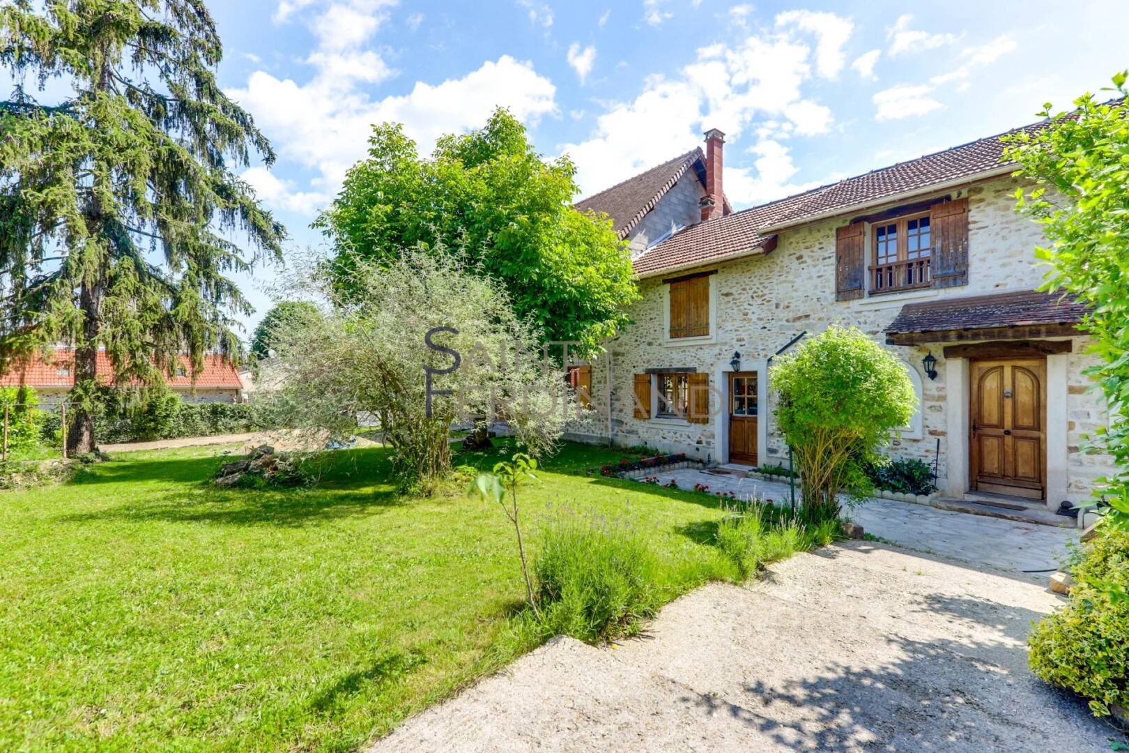 Maison à vendre, 280m², SAINT CYR SOUS DOURDAN