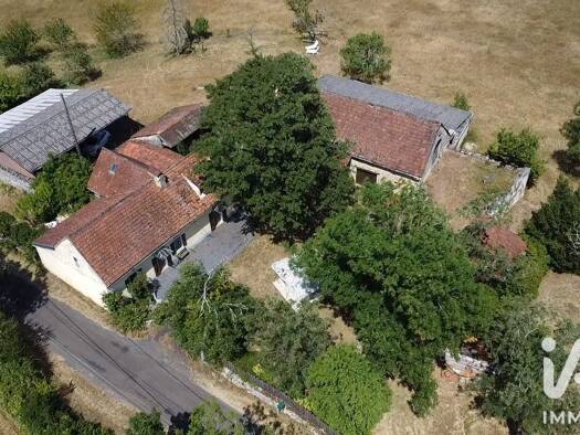 Maison à vendre 265 000 € 6 pièces 3 chambres 125 m² 45 320 m² de terrain Blars 46330