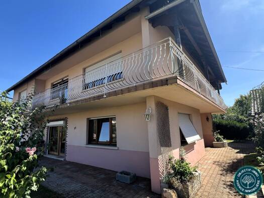 Maison à vendre 420 000 € 9 pièces 5 chambres 252 m² 872 m² de terrain Marmoutier 67440