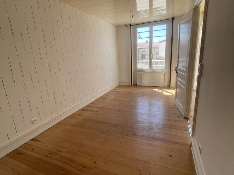 Maison à louer, 53m², SAINT GENEST LERPT