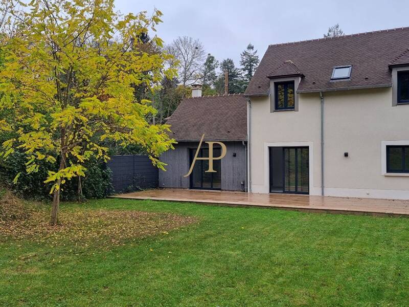 Maison à vendre, 165m², LE MESNIL LE ROI